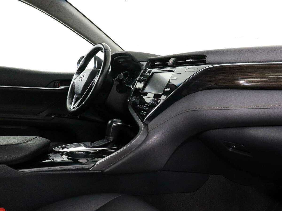 Купить Toyota Camry с пробегом. Фото: #6