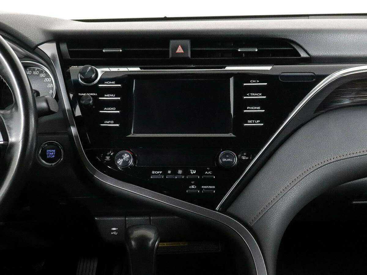 Купить Toyota Camry с пробегом. Фото: #10