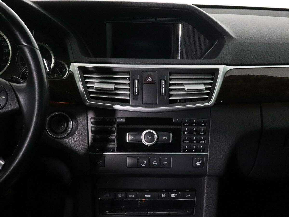 Купить Mercedes-Benz E-Класс с пробегом. Фото: #9