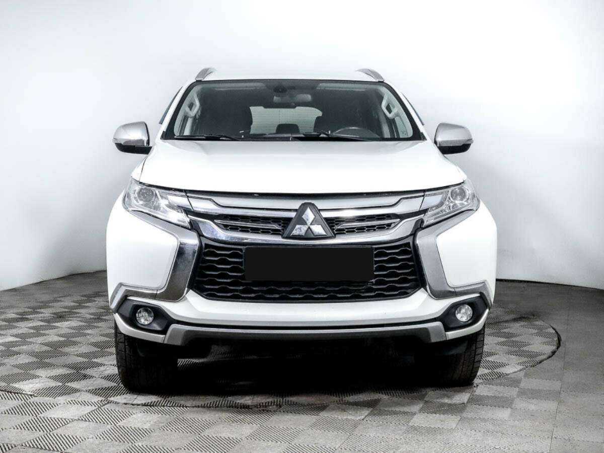 Купить Mitsubishi Pajero Sport с пробегом. Фото: #1