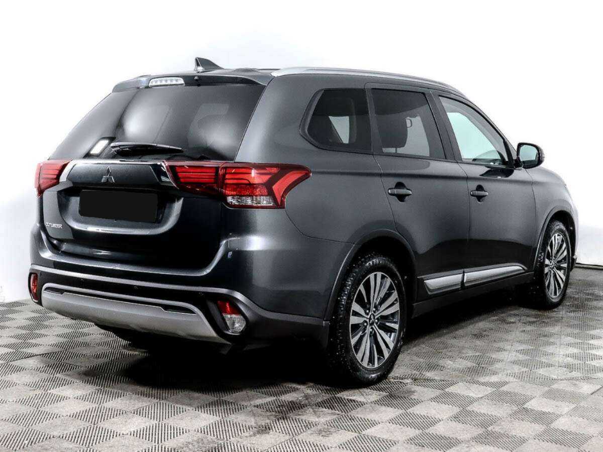 Купить Mitsubishi Outlander с пробегом. Фото: #3