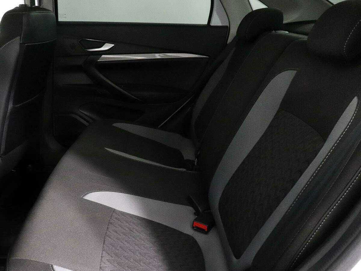 Купить Lada (ВАЗ) Vesta с пробегом. Фото: #6