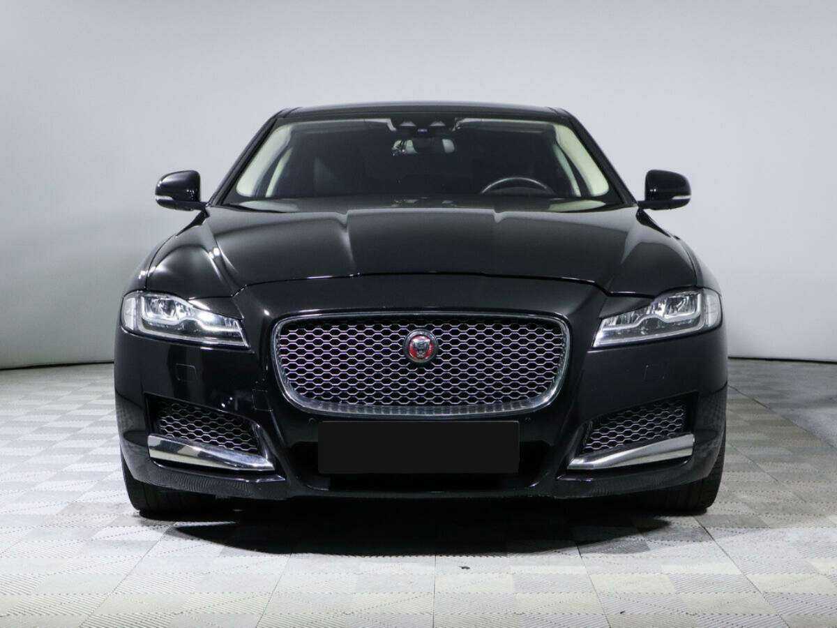 Купить Jaguar XF с пробегом. Фото: #1