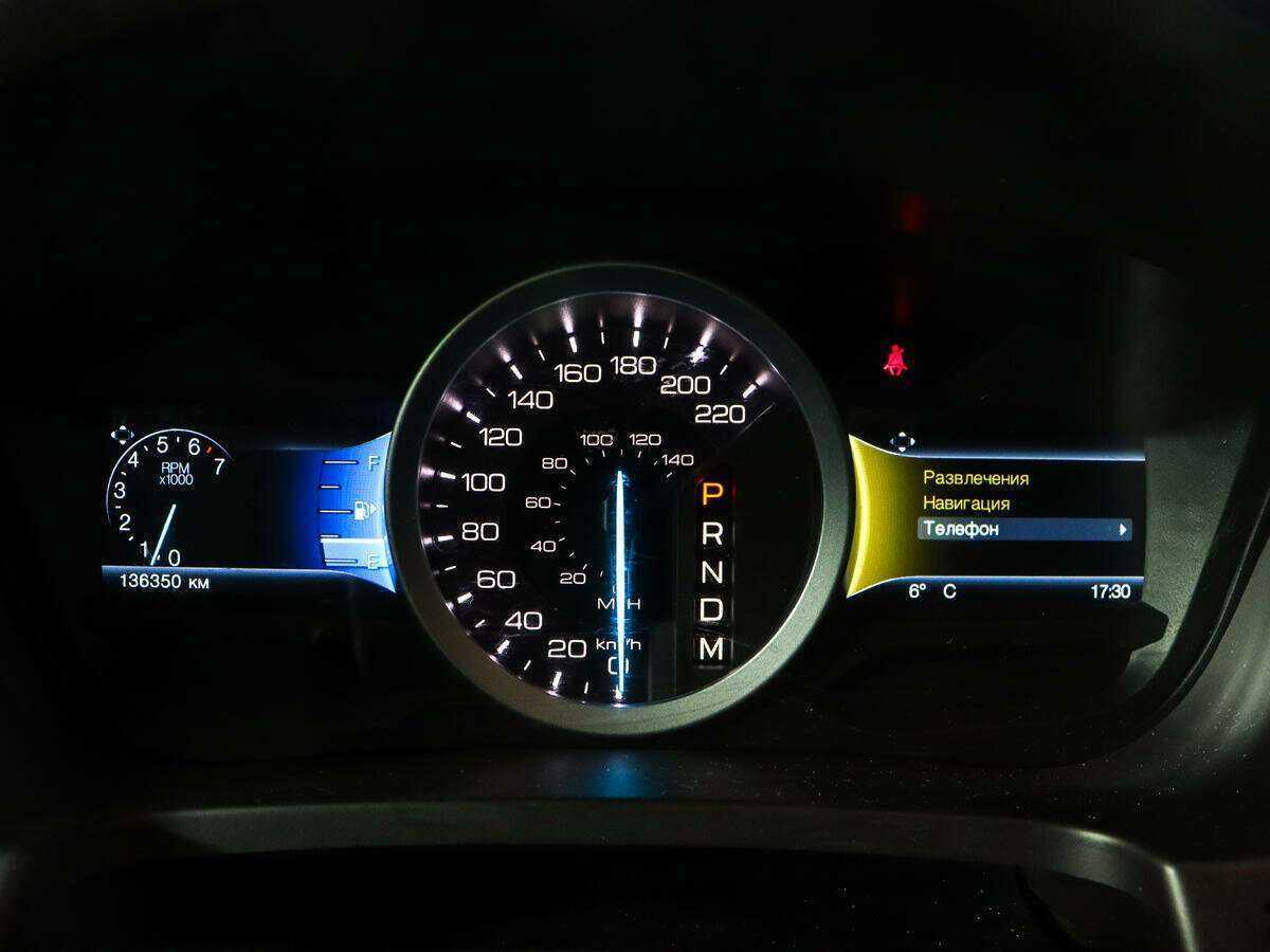 Купить Ford Explorer с пробегом. Фото: #10