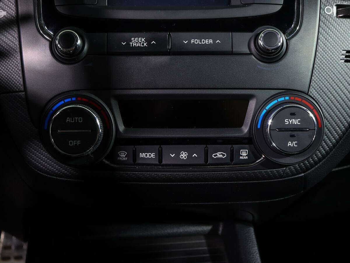 Купить Kia Cerato с пробегом. Фото: #24