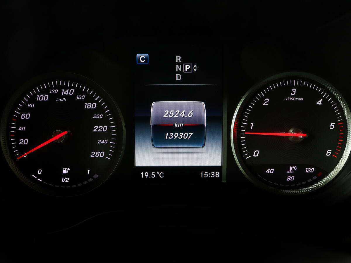 Купить Mercedes-Benz C-Класс с пробегом. Фото: #7