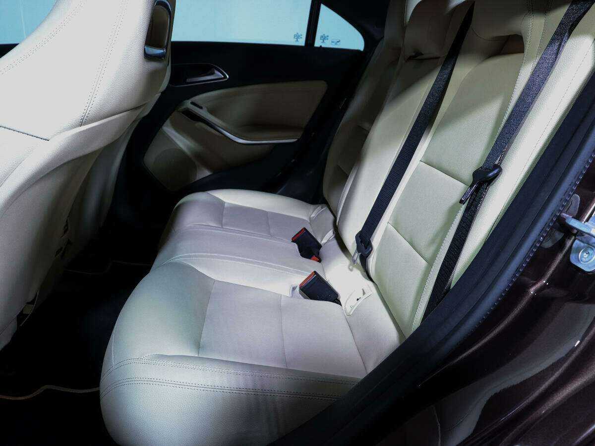 Купить Mercedes-Benz CLA с пробегом. Фото: #11