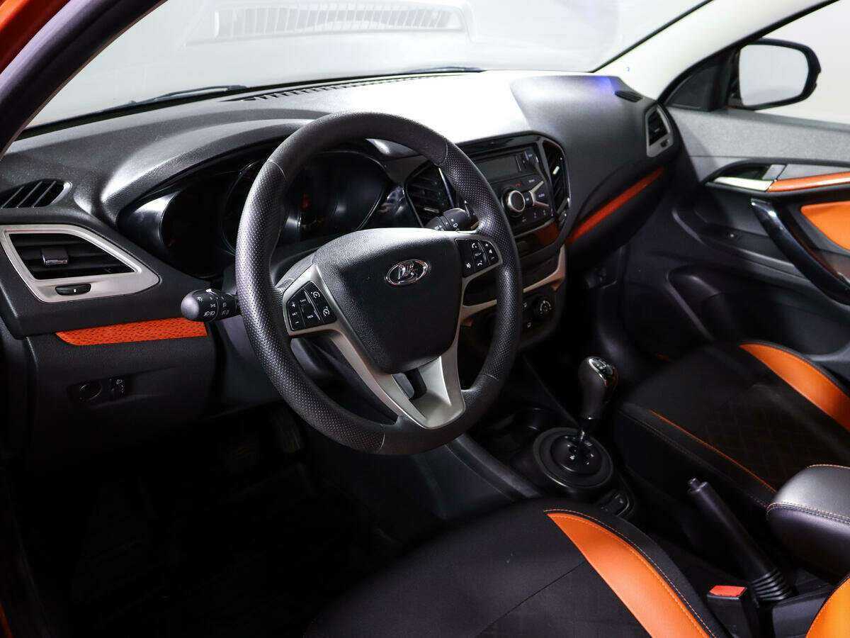 Купить Lada (ВАЗ) Vesta с пробегом. Фото: #13