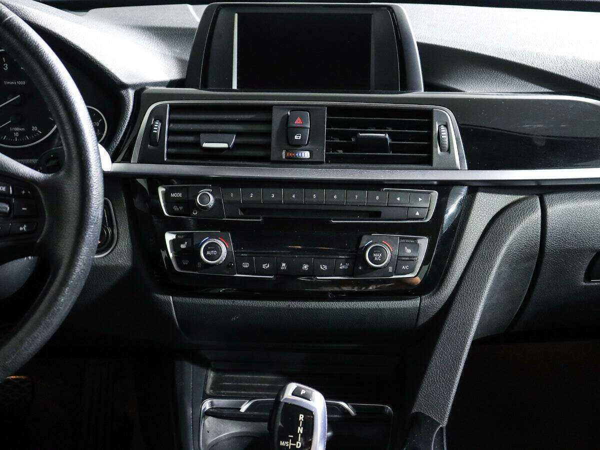 Купить BMW 3 серии с пробегом. Фото: #8