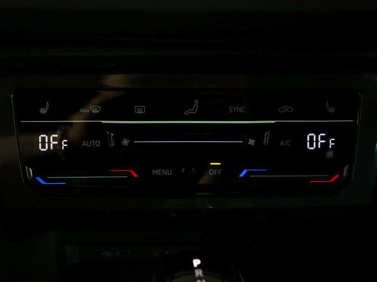 Купить Volkswagen Tiguan с пробегом. Фото: #18