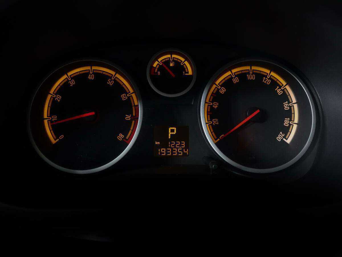 Купить Opel Corsa с пробегом. Фото: #9