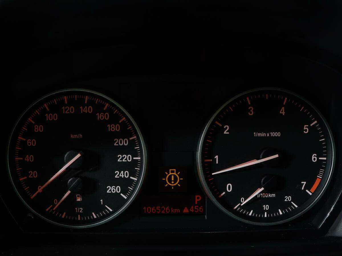 Купить BMW X1 с пробегом. Фото: #8