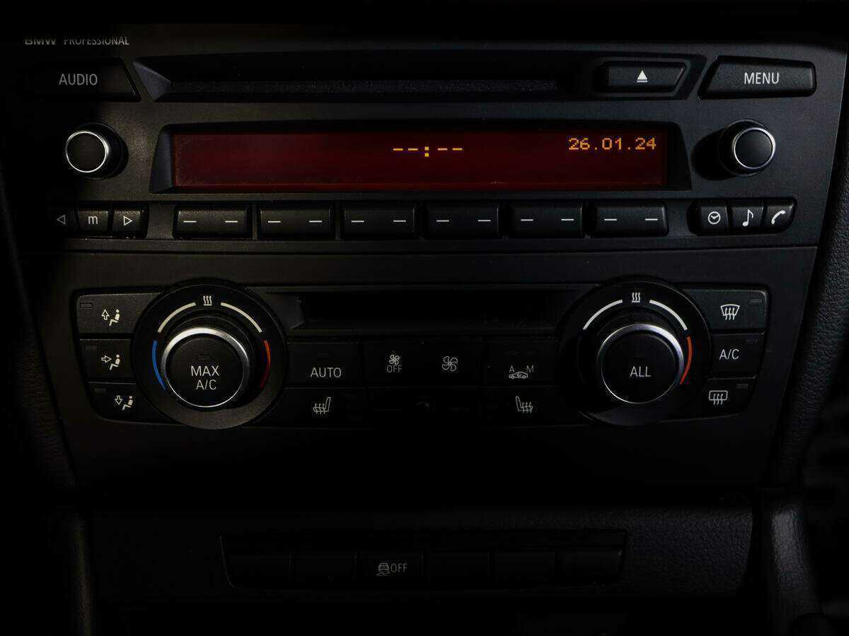 Купить BMW X1 с пробегом. Фото: #14