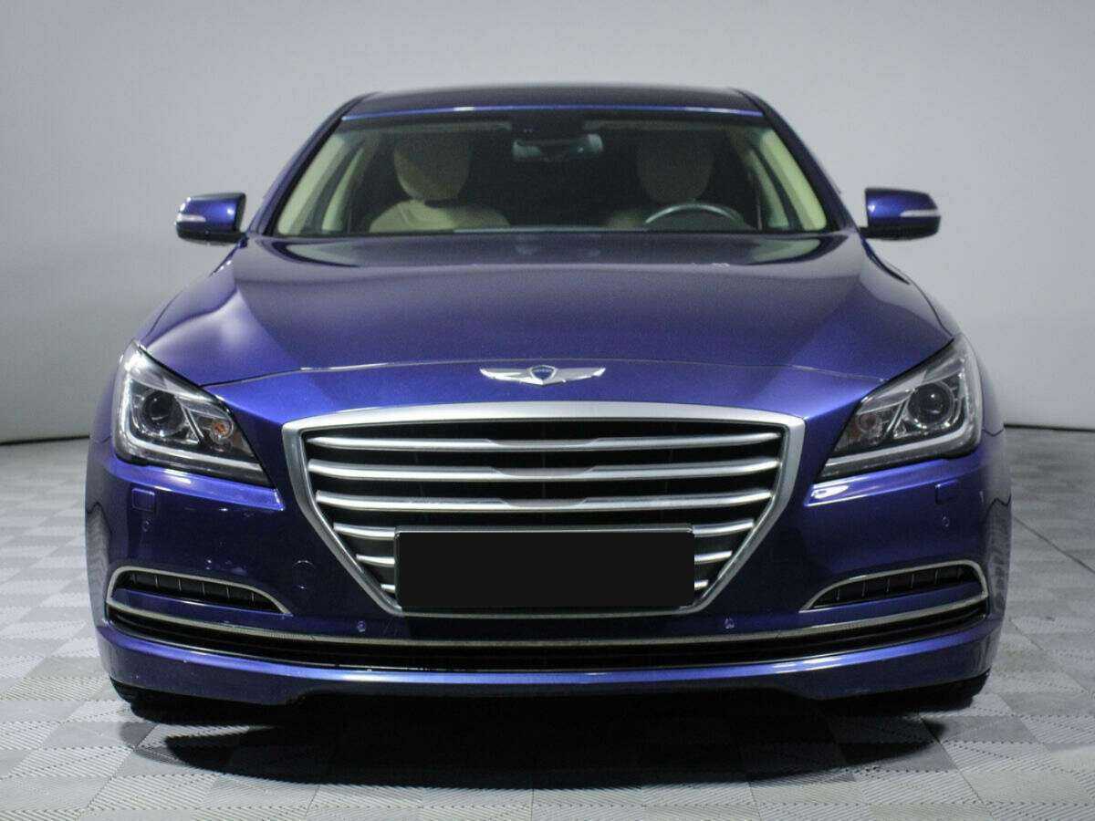 Купить Hyundai Genesis с пробегом. Фото: #1