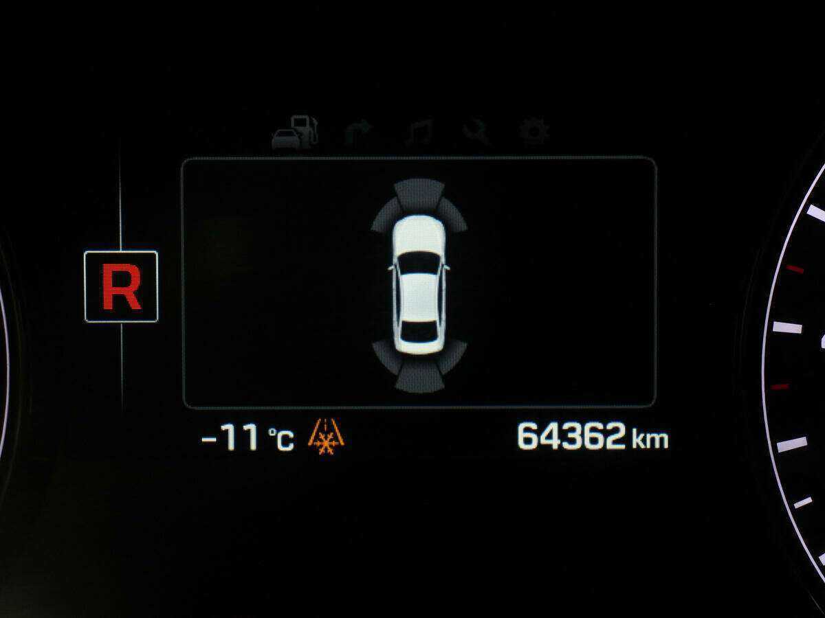 Купить Hyundai Genesis с пробегом. Фото: #24