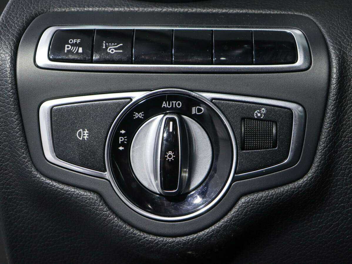 Купить Mercedes-Benz C-Класс с пробегом. Фото: #17