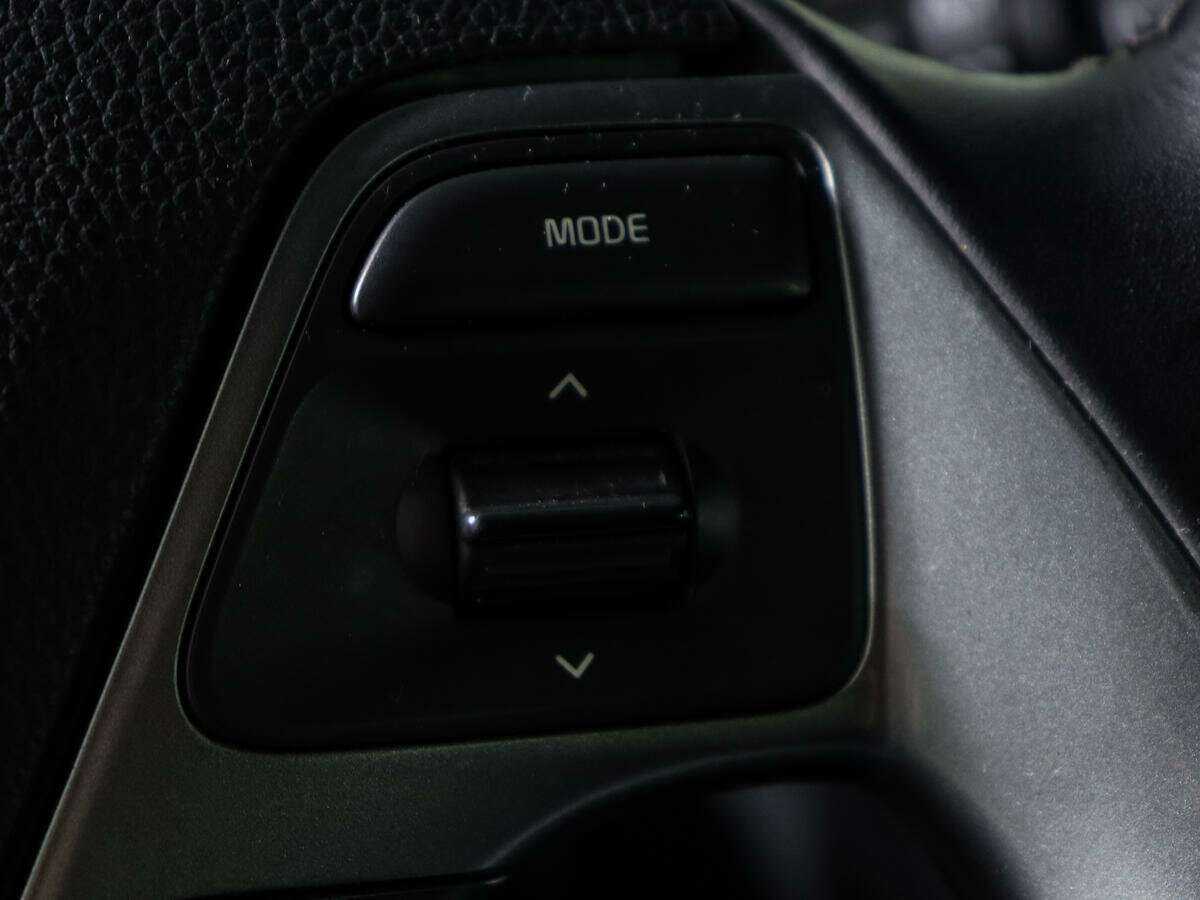 Купить Kia Rio с пробегом. Фото: #17