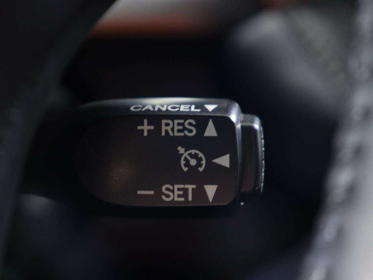 Купить Toyota RAV4 с пробегом. Фото: #14