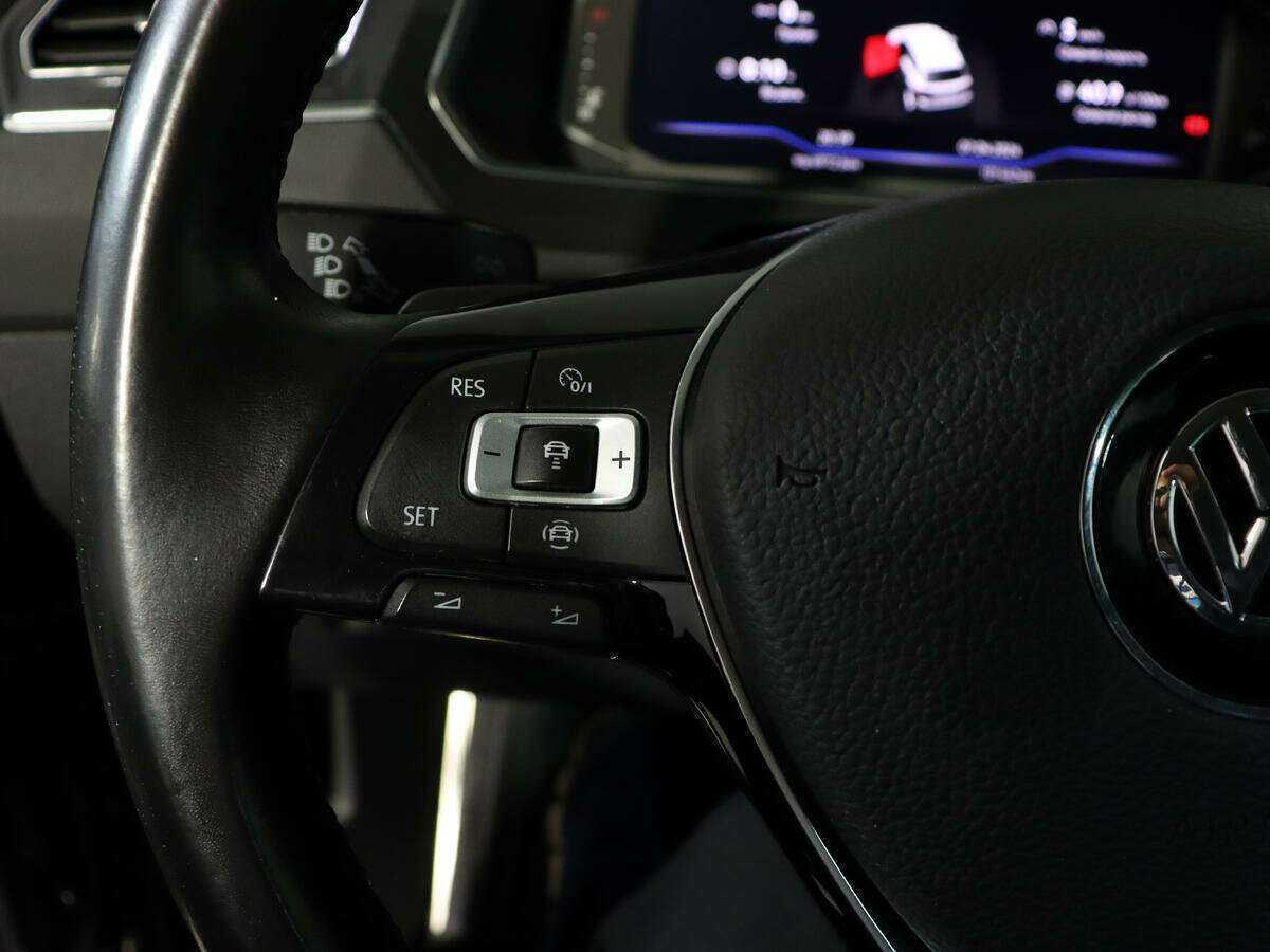 Купить Volkswagen Tiguan с пробегом. Фото: #14