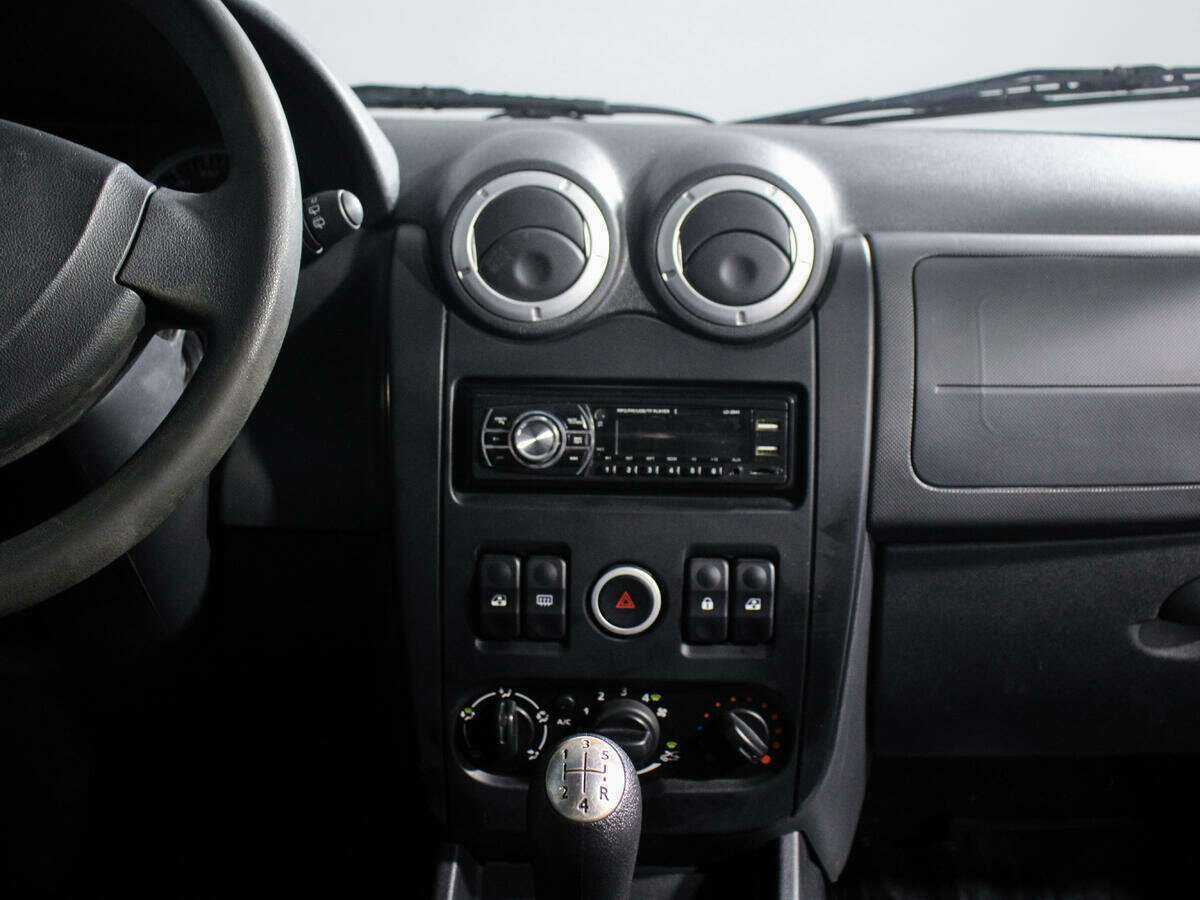 Купить Lada (ВАЗ) Largus с пробегом. Фото: #12