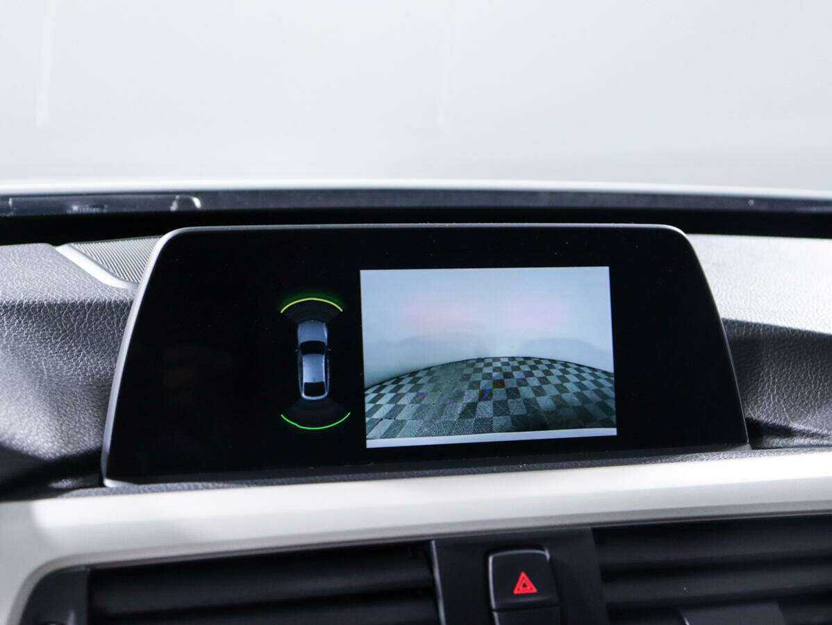 Купить BMW 3 серии с пробегом. Фото: #15