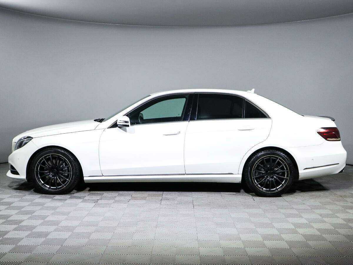 Купить Mercedes-Benz E-Класс с пробегом. Фото: #7