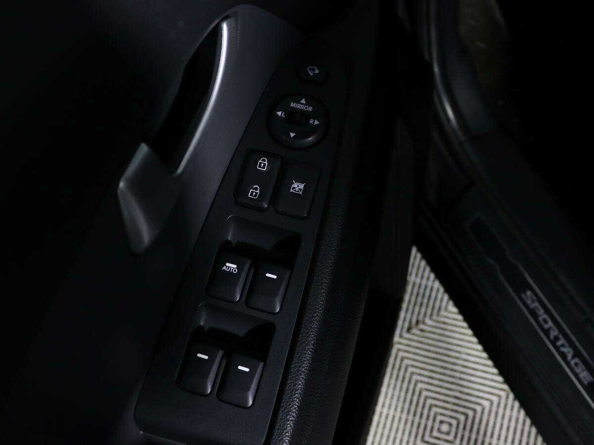 Купить Kia Sportage с пробегом. Фото: #15