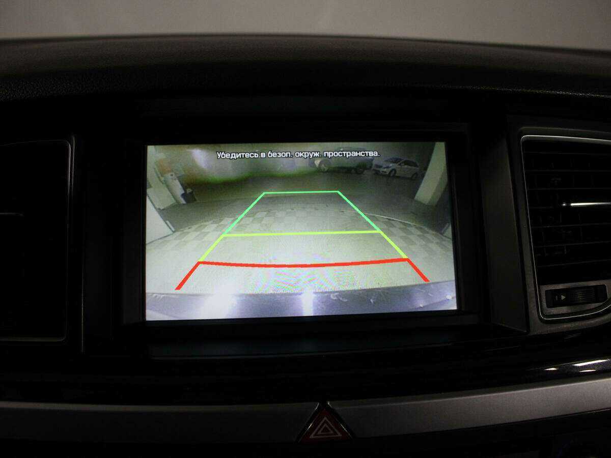 Купить Hyundai Genesis с пробегом. Фото: #24