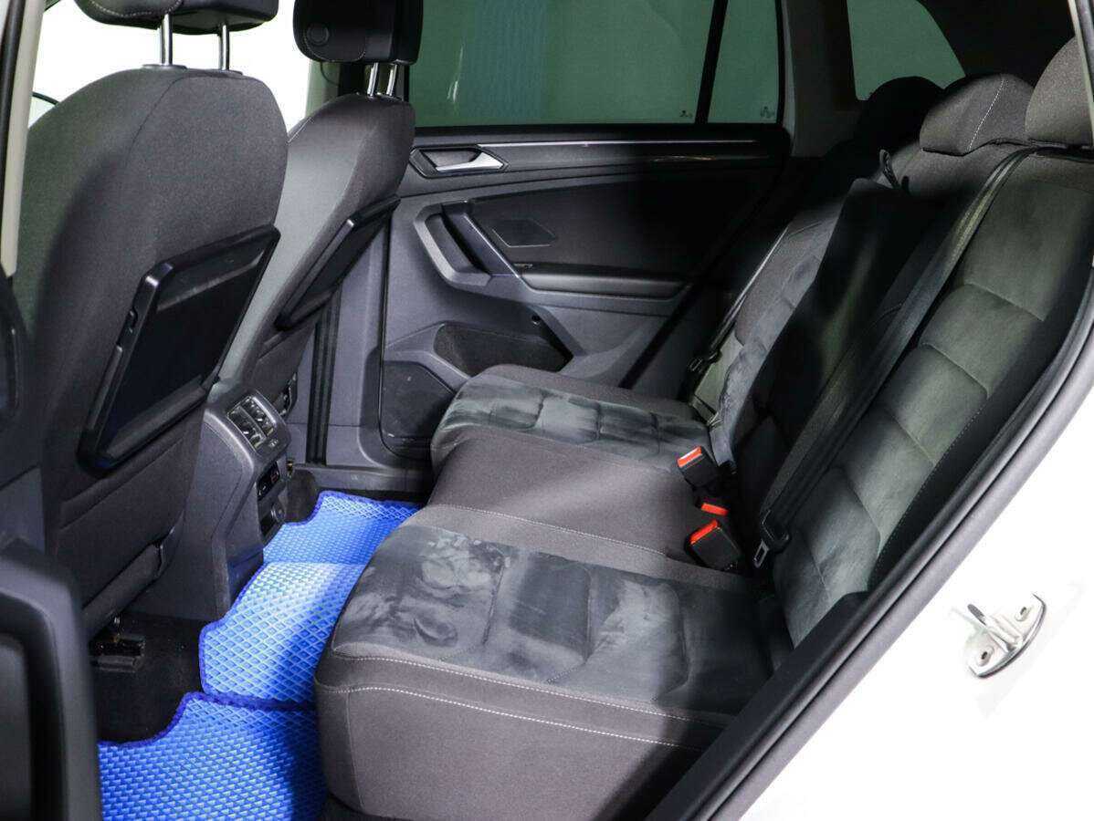 Купить Volkswagen Tiguan с пробегом. Фото: #7