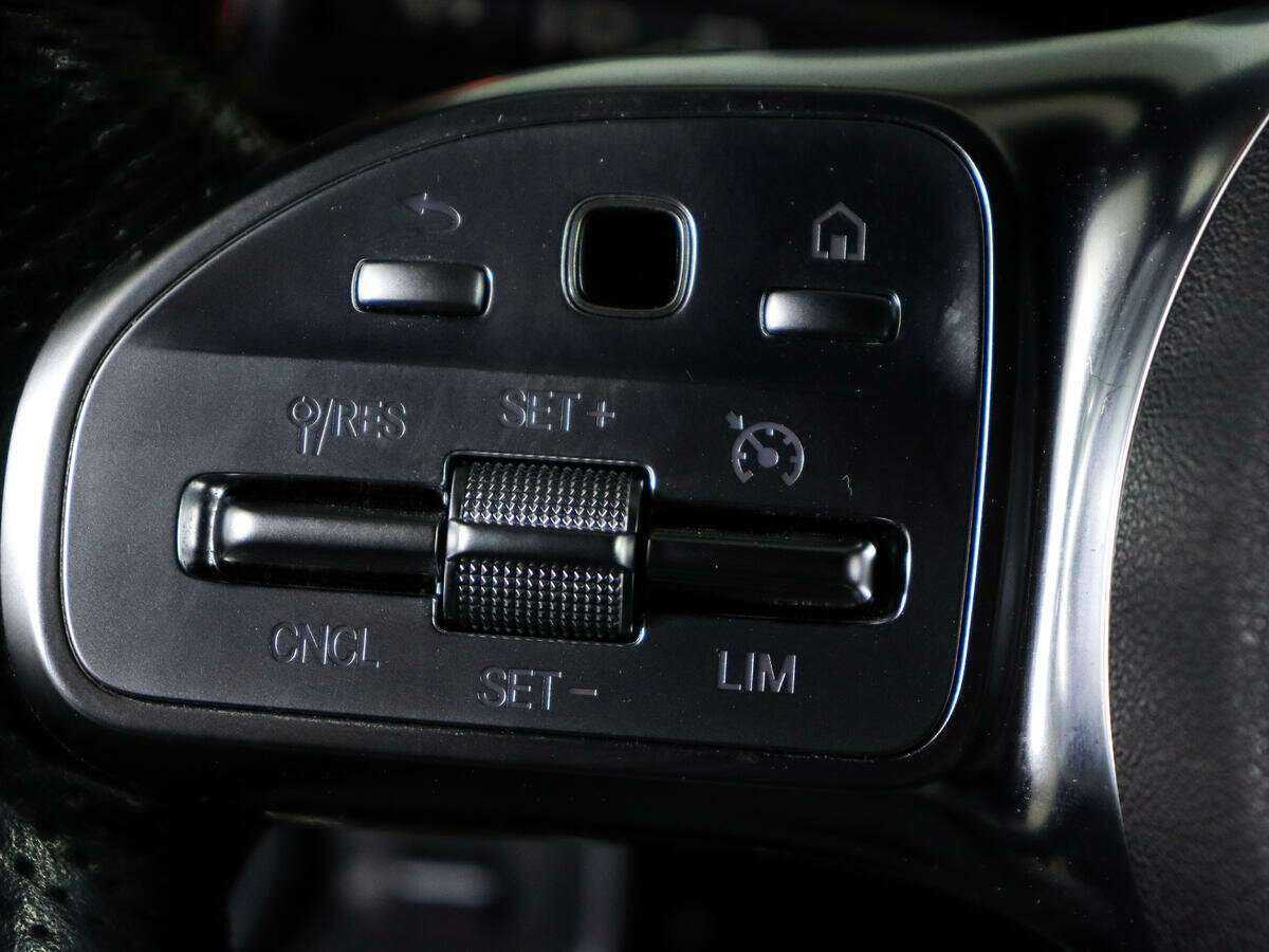 Купить Mercedes-Benz A-Класс с пробегом. Фото: #15