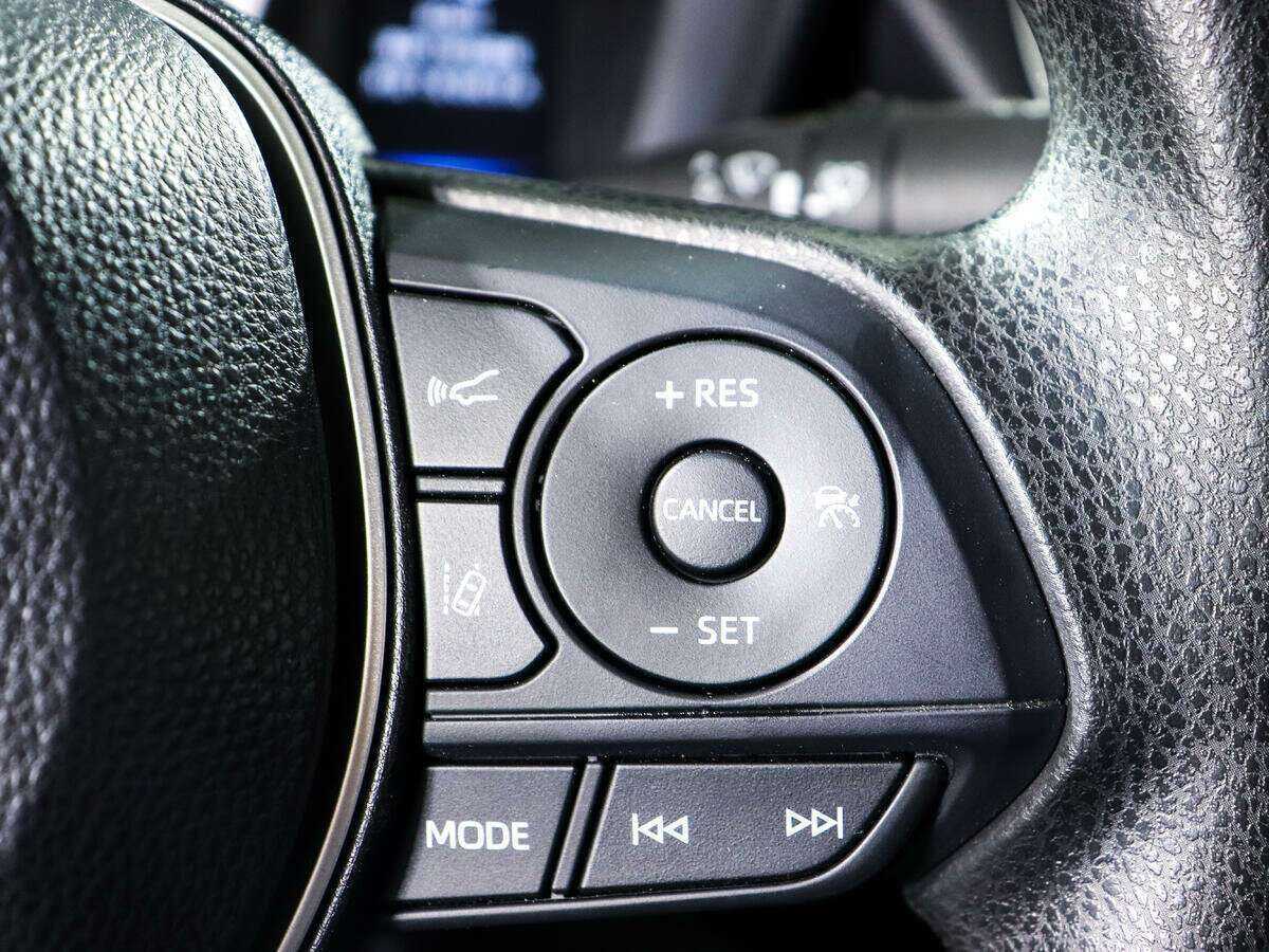 Купить Toyota Corolla с пробегом. Фото: #18