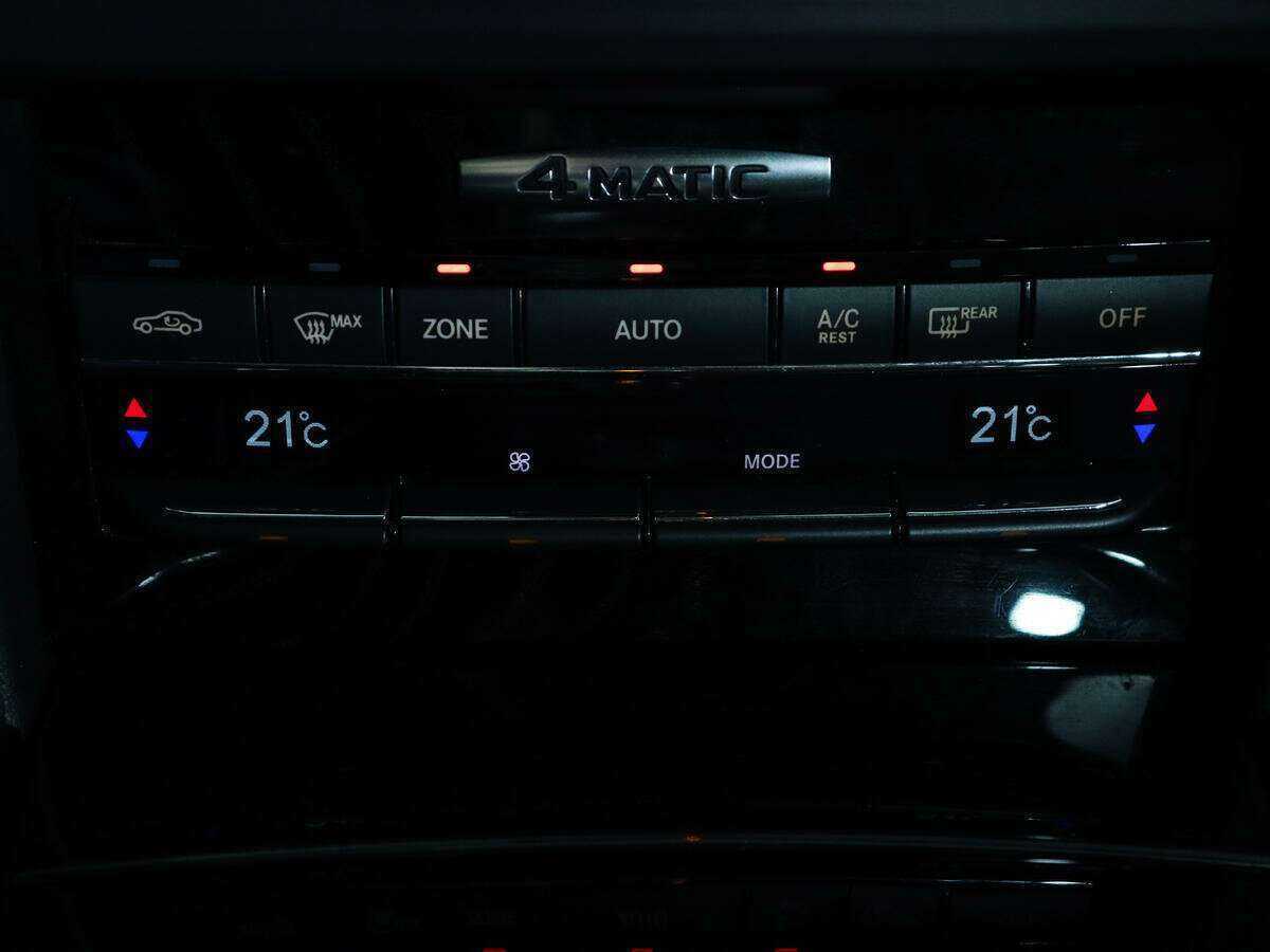 Купить Mercedes-Benz E-Класс с пробегом. Фото: #17