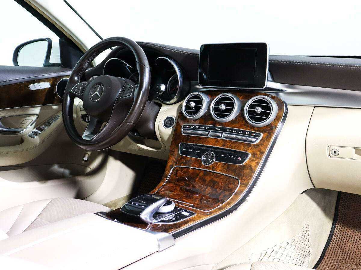 Купить Mercedes-Benz C-Класс с пробегом. Фото: #5