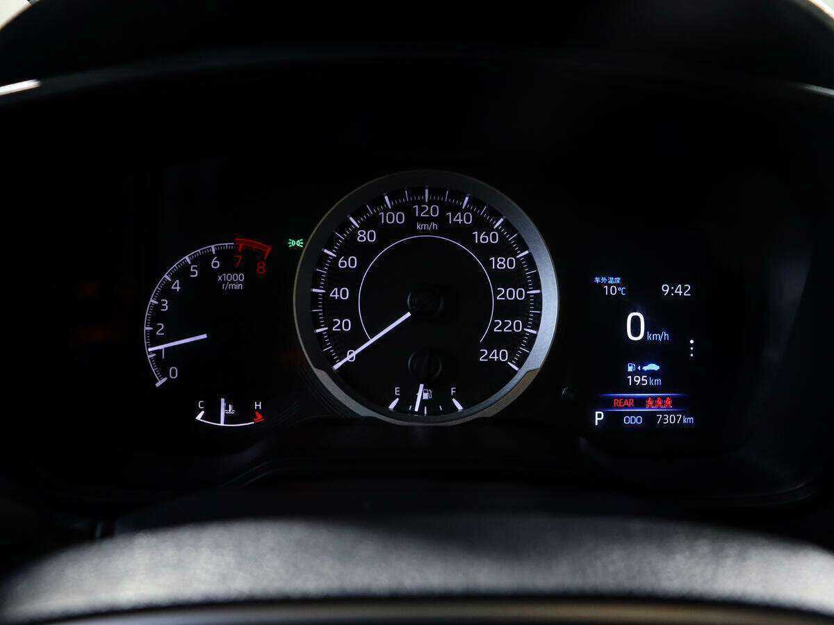 Купить Toyota Corolla с пробегом. Фото: #10