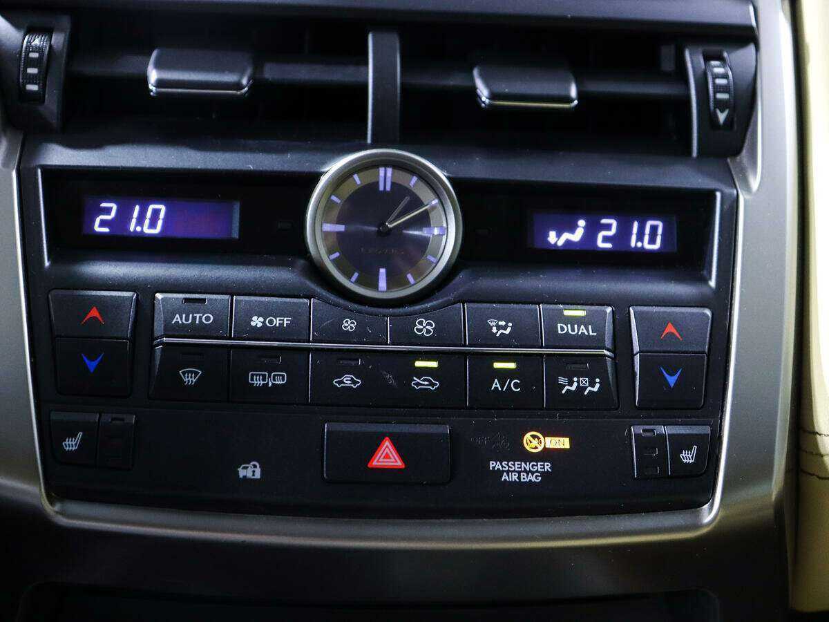 Купить Lexus NX с пробегом. Фото: #17