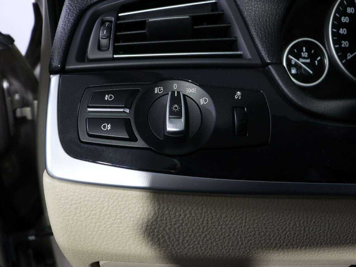 Купить BMW 5 серии с пробегом. Фото: #13