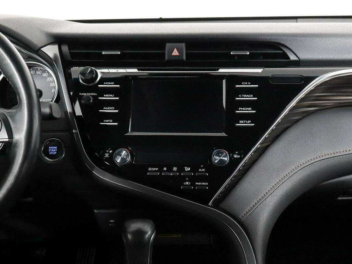 Купить Toyota Camry с пробегом. Фото: #8