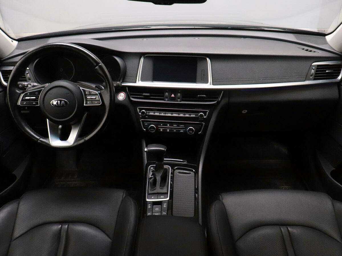 Купить Kia Optima с пробегом. Фото: #8