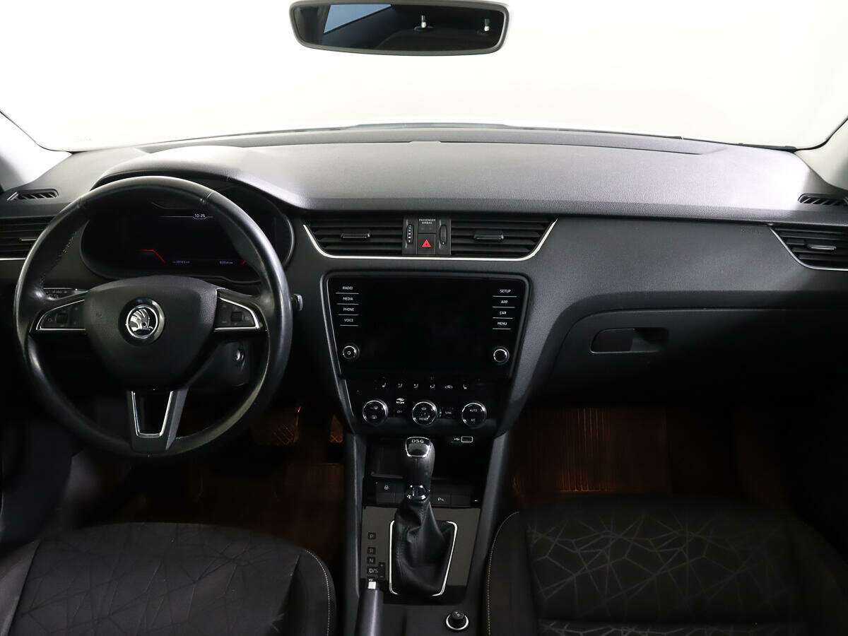 Купить Skoda Octavia с пробегом. Фото: #10