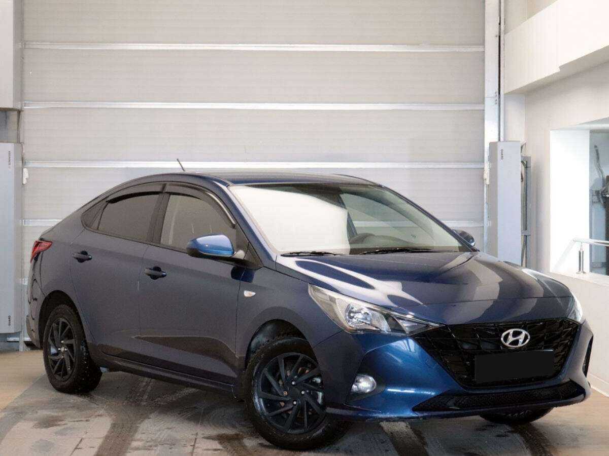 Купить Hyundai Solaris с пробегом. Фото: #2