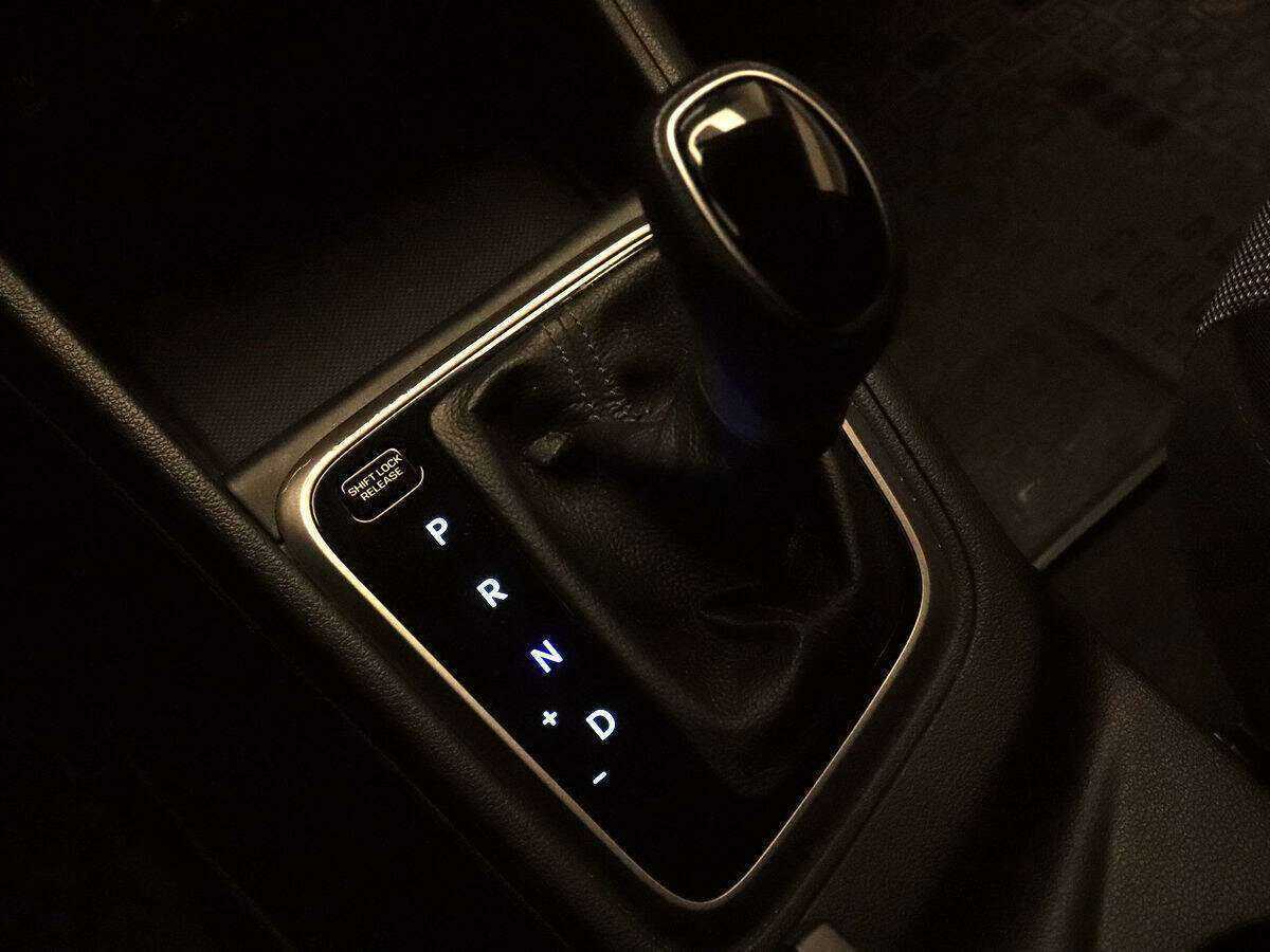 Купить Hyundai Solaris с пробегом. Фото: #14