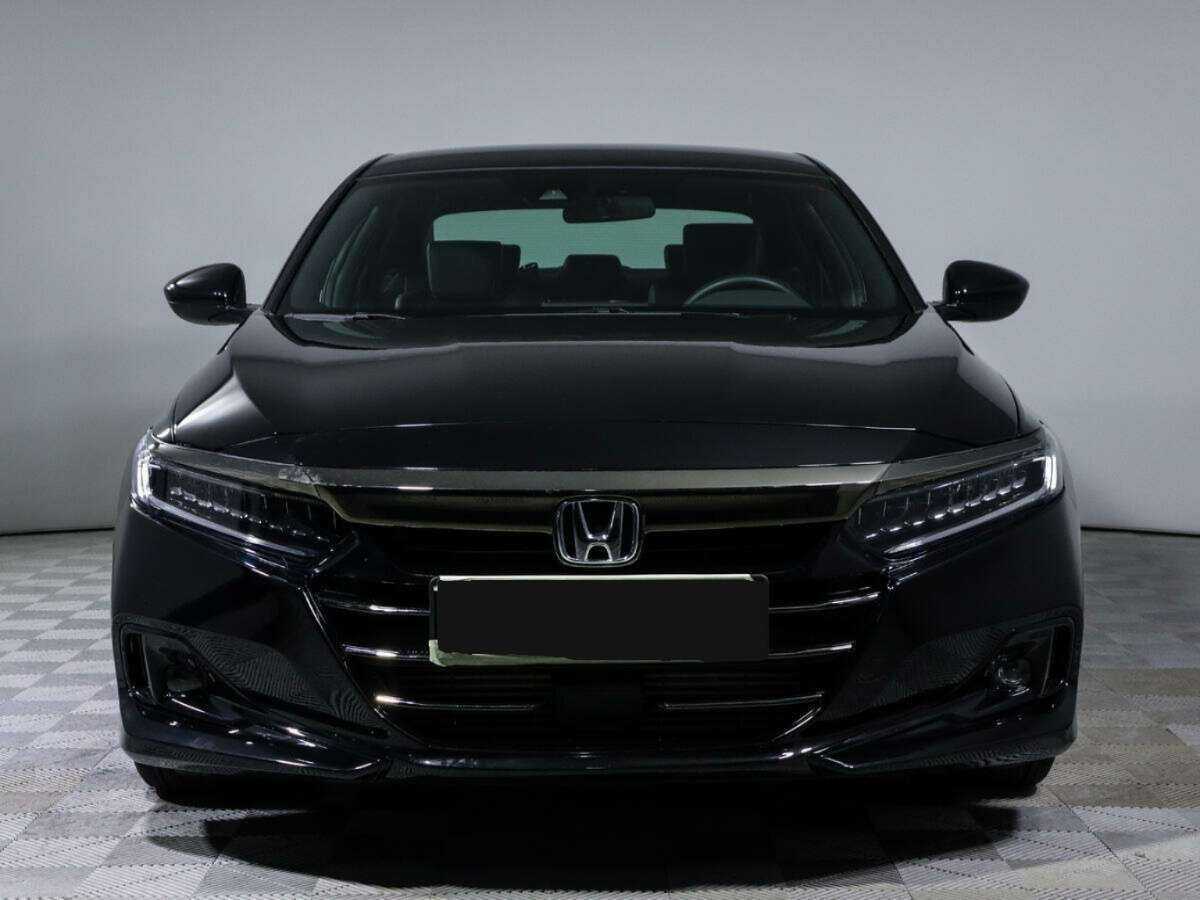 Купить Honda Accord с пробегом. Фото: #1