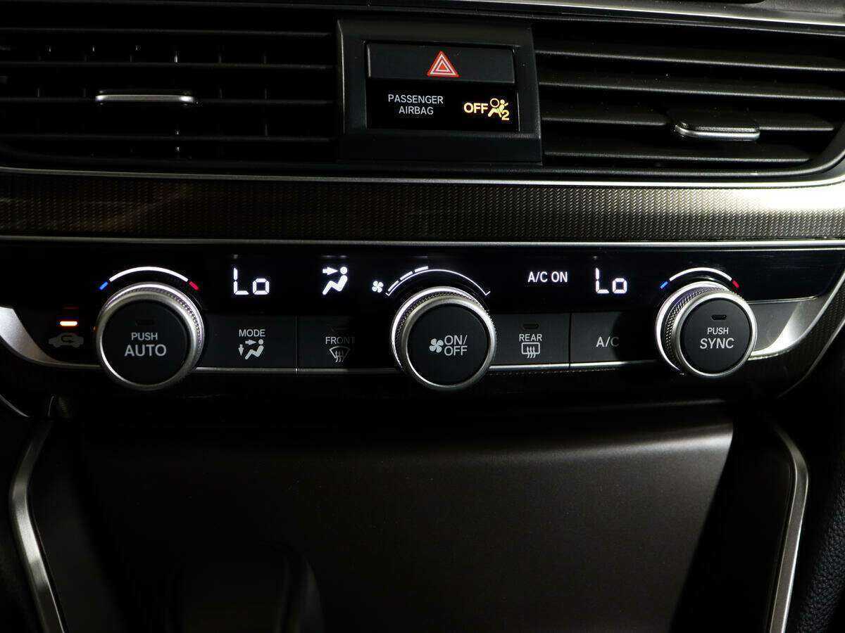 Купить Honda Accord с пробегом. Фото: #21