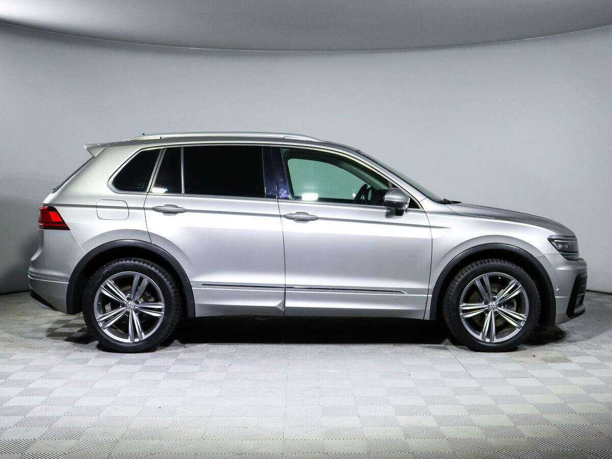 Купить Volkswagen Tiguan с пробегом. Фото: #3