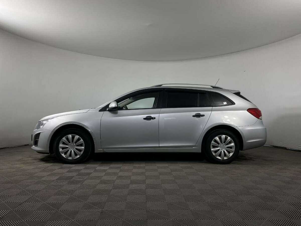Купить Chevrolet Cruze с пробегом. Фото: #3