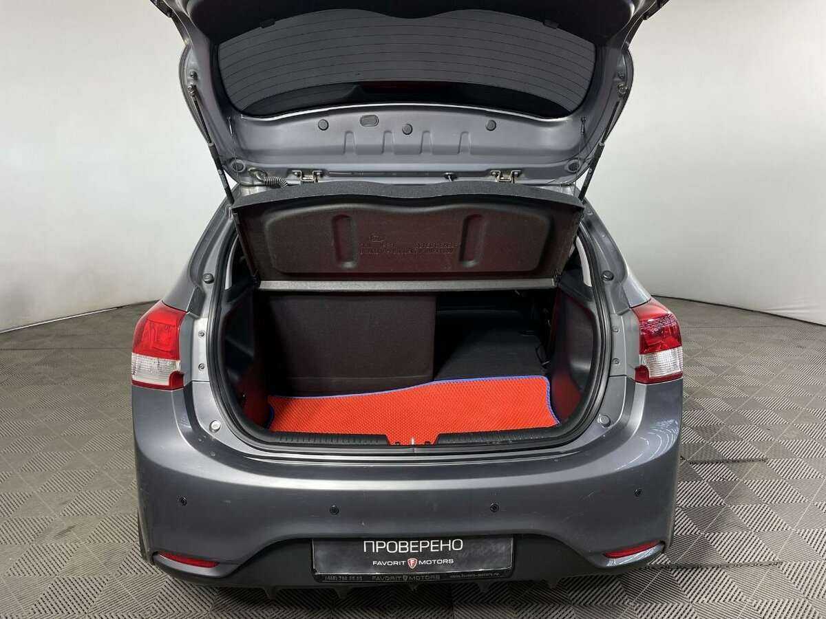 Купить Kia Rio с пробегом. Фото: #17