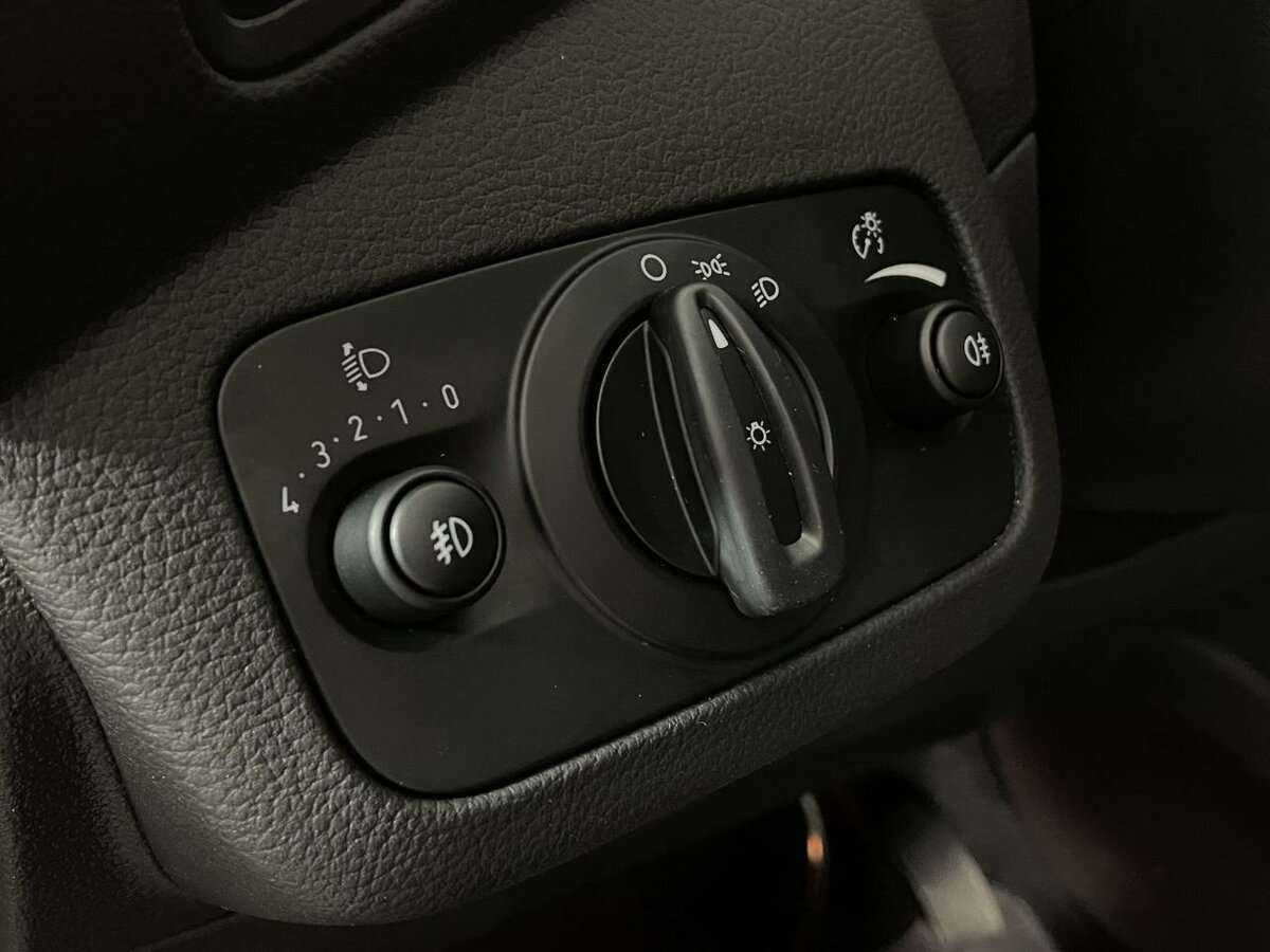 Купить Ford Kuga с пробегом. Фото: #8