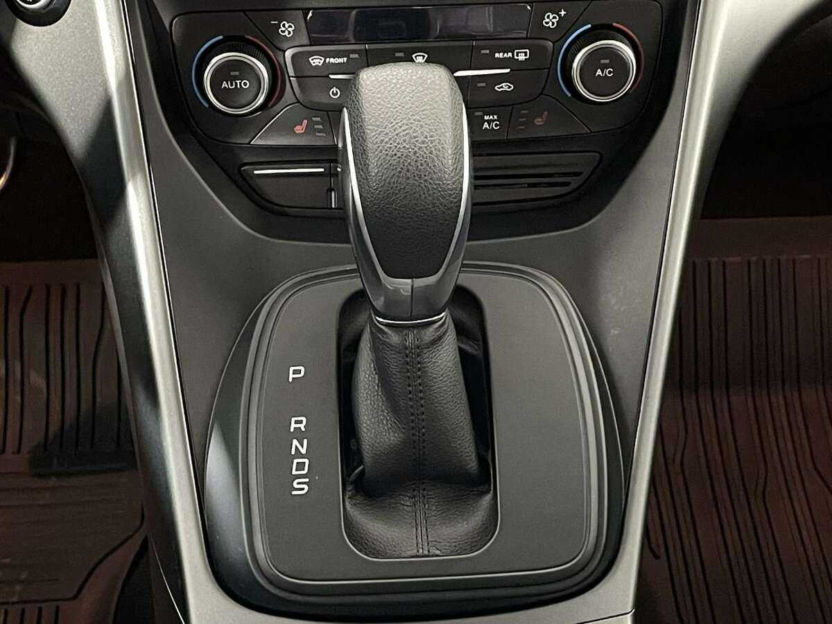 Купить Ford Kuga с пробегом. Фото: #12