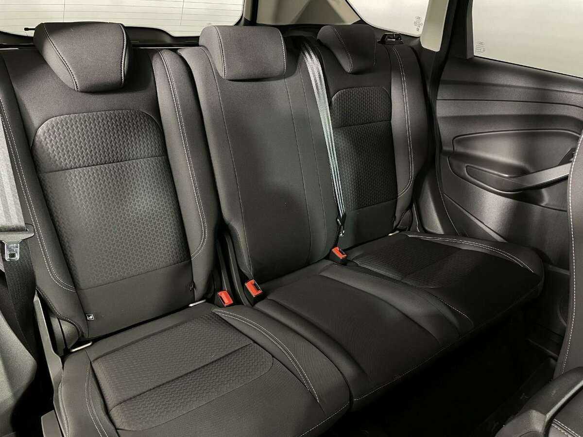 Купить Ford Kuga с пробегом. Фото: #14