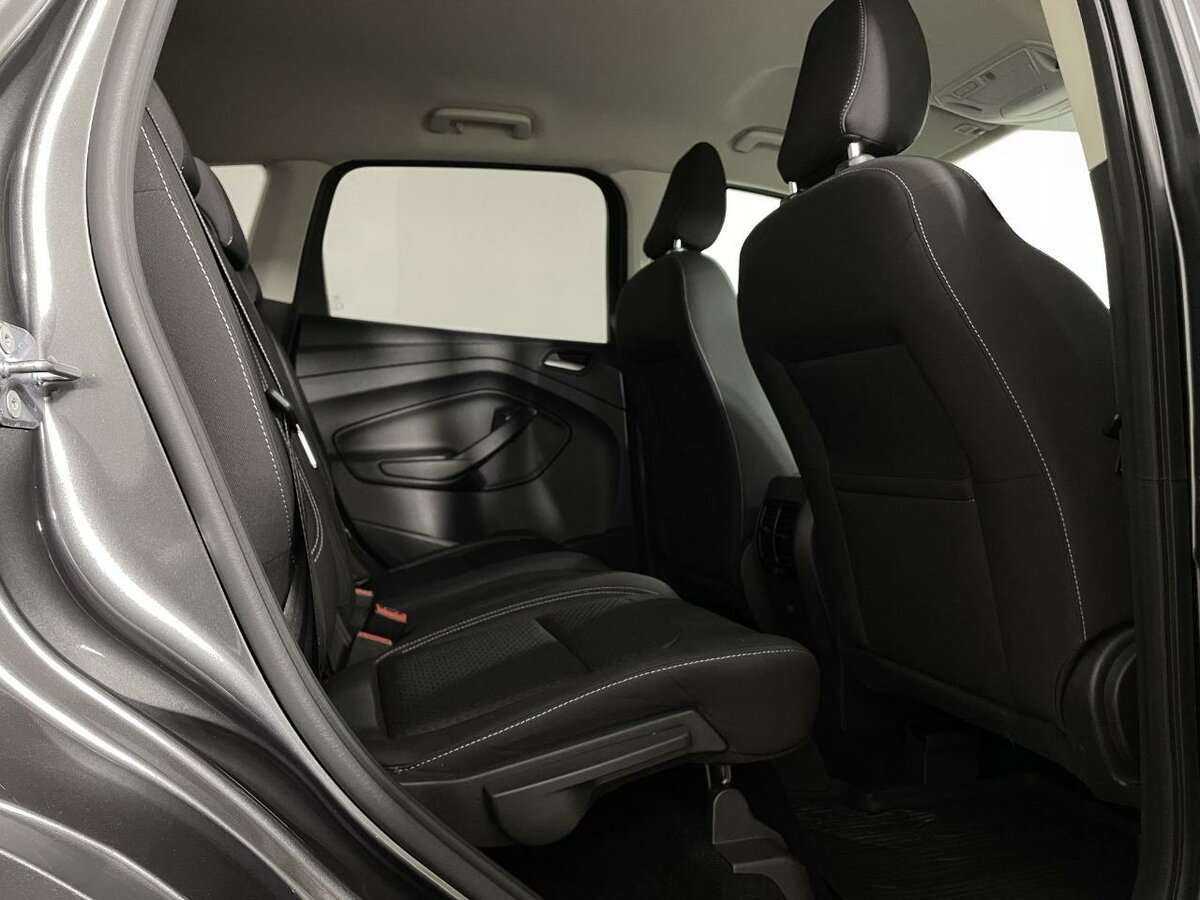 Купить Ford Kuga с пробегом. Фото: #16